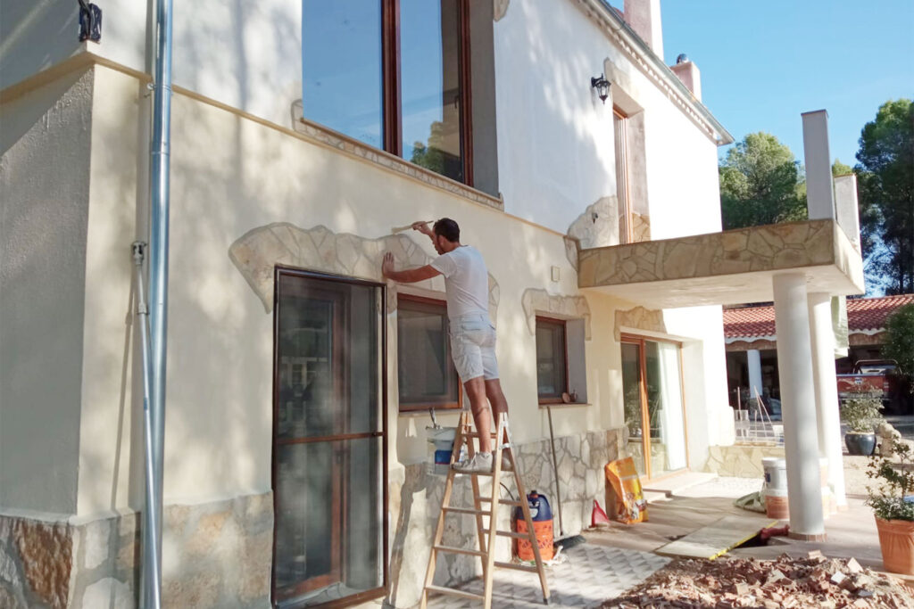 pintura exterior e interior